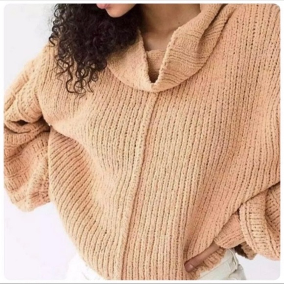 Free People BE YOURS COWL NECK PULLOVER SWEATER NWT - Picture 4 of 11